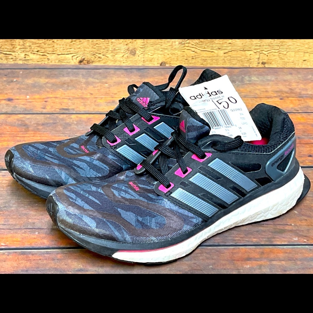 Adidas boost running tennis shoes Sz 5 $150